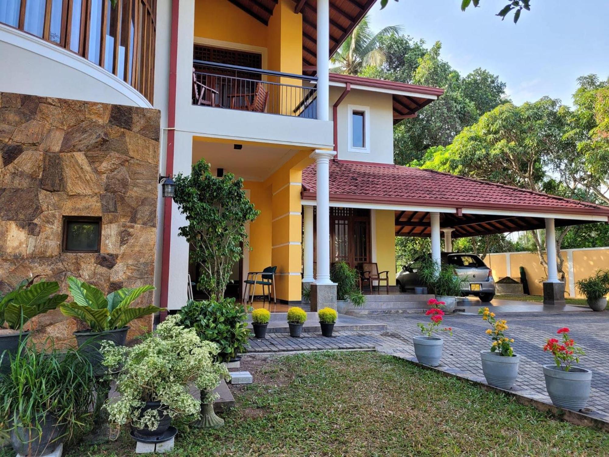 Bigcity Villa - Airport Transit Hotel Katunayaka Exterior foto